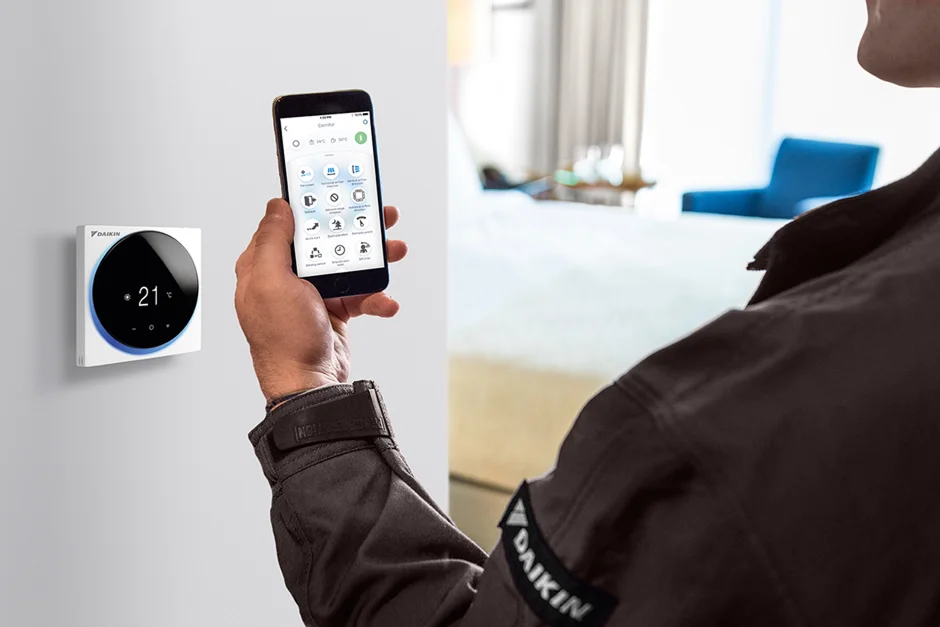 Wi-Fi connected air conditioning controlled from a smartphone